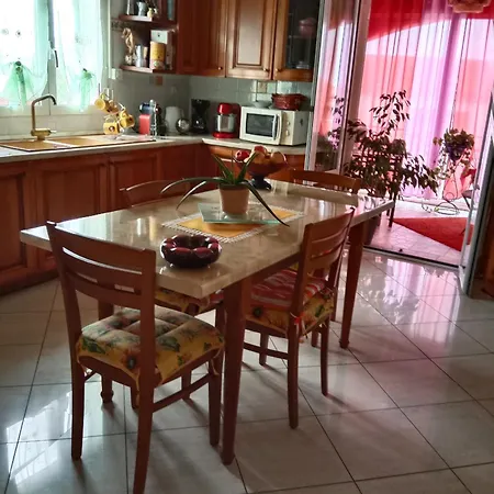 Nocleg ze śniadaniem Les Espaces De Furiani